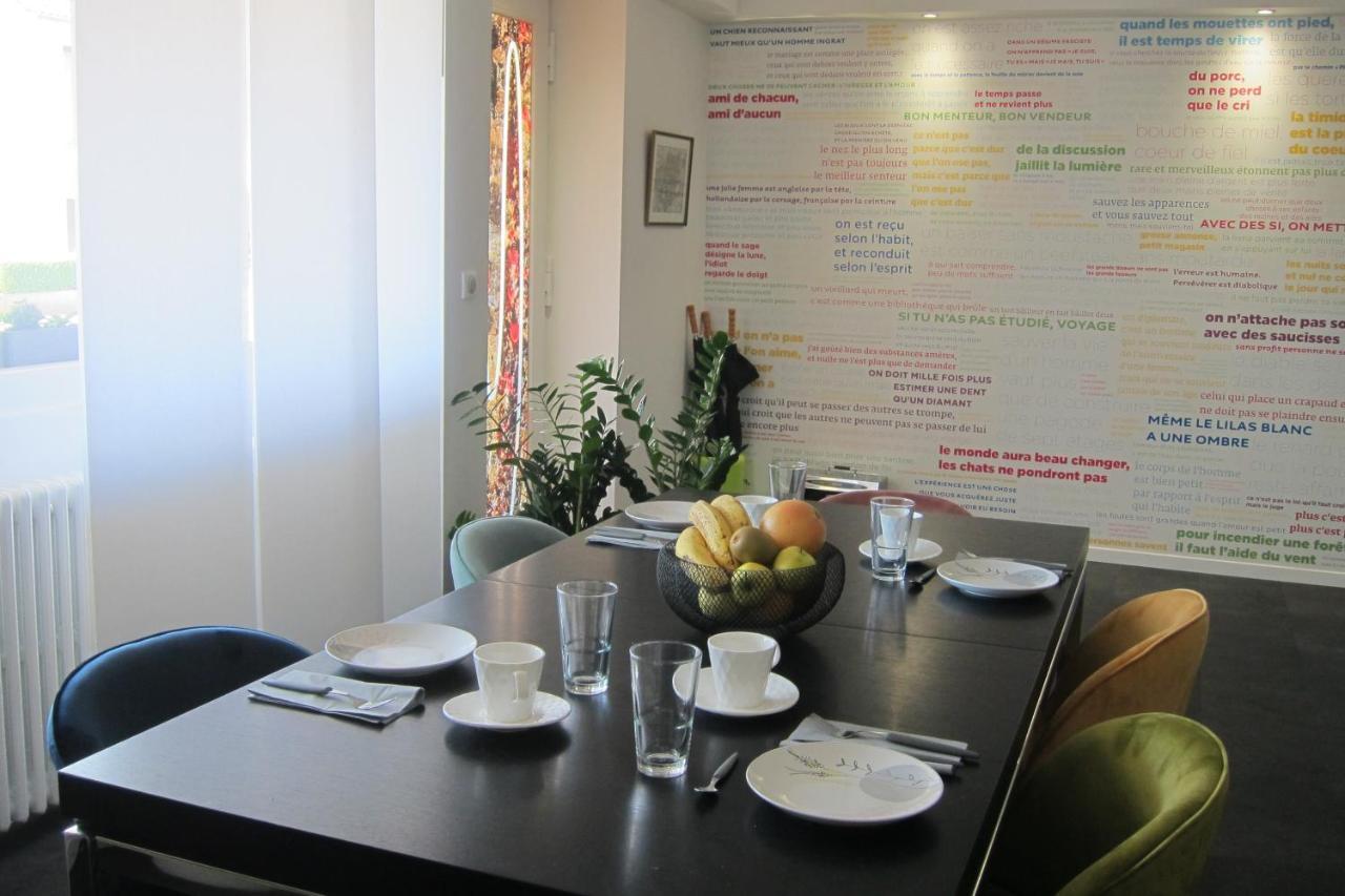 La Belle Jaune- Bed And Breakfast Moulins-les-Metz Luaran gambar